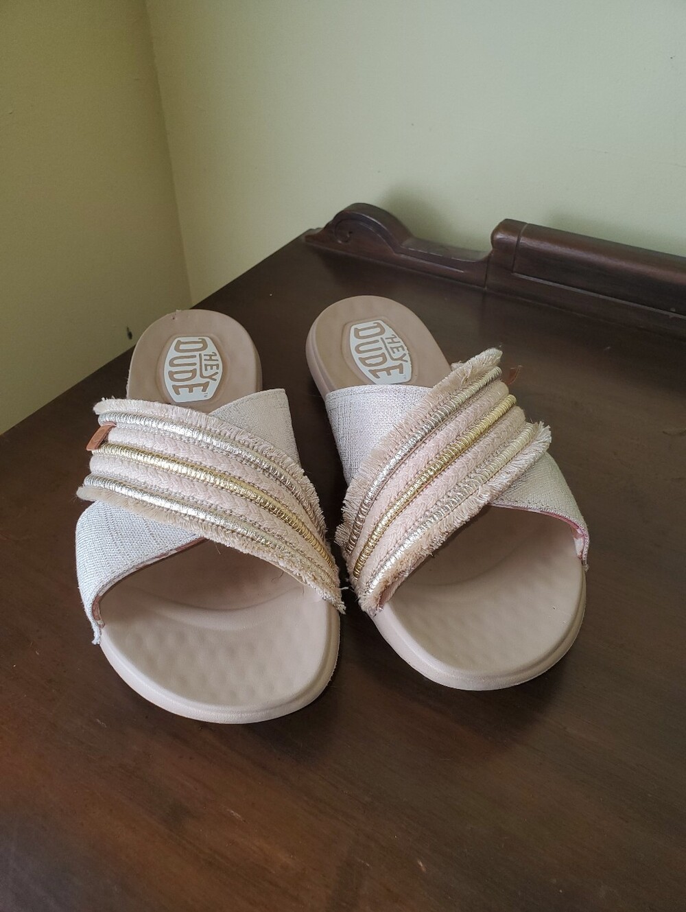 Hey Dude Christi Slide Novelty Fringe Sandals Sz 10